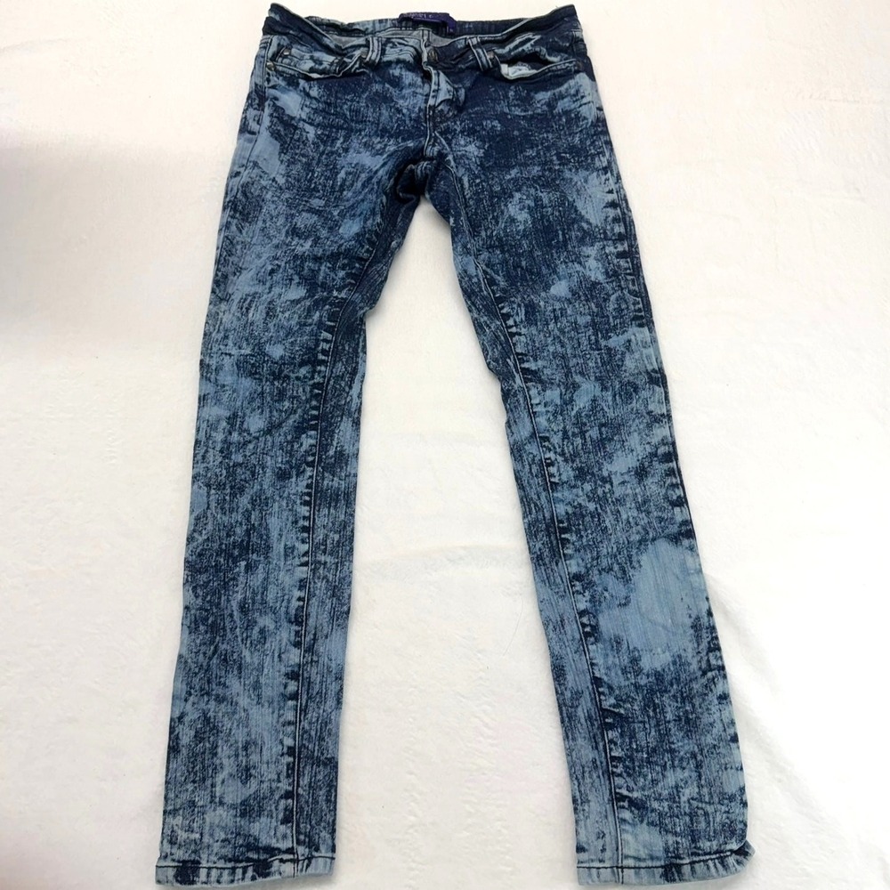 Miley Cyrus x Max‎ Azria Blue Acid Washed Denim Jeans Size 11 Straight Leg Rare